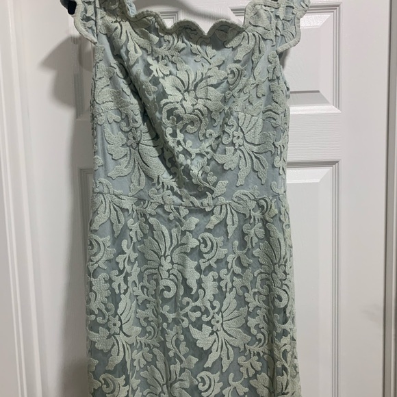 Tadashi Lace gown Dress Sz 12 - Picture 9 of 10